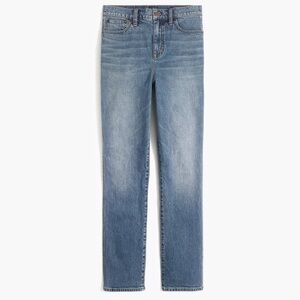 J. Crew Factory High Rise Classic Vintage in all-day stretch.  Size 28.